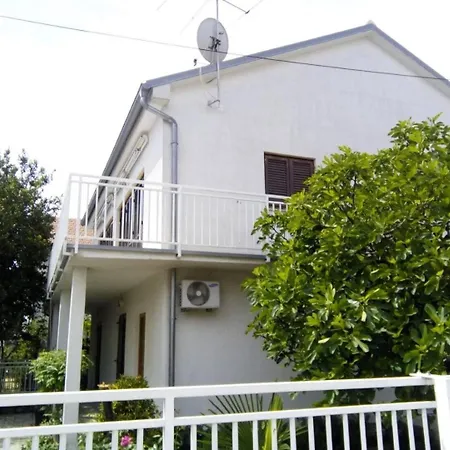 Appartamento Vale - 450m To The Vodice